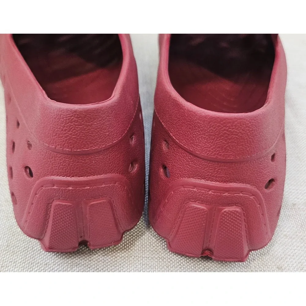 Kenneth Cole Reaction Loafers Men 12 Burgundy Water Shoes Perforated Slip-On